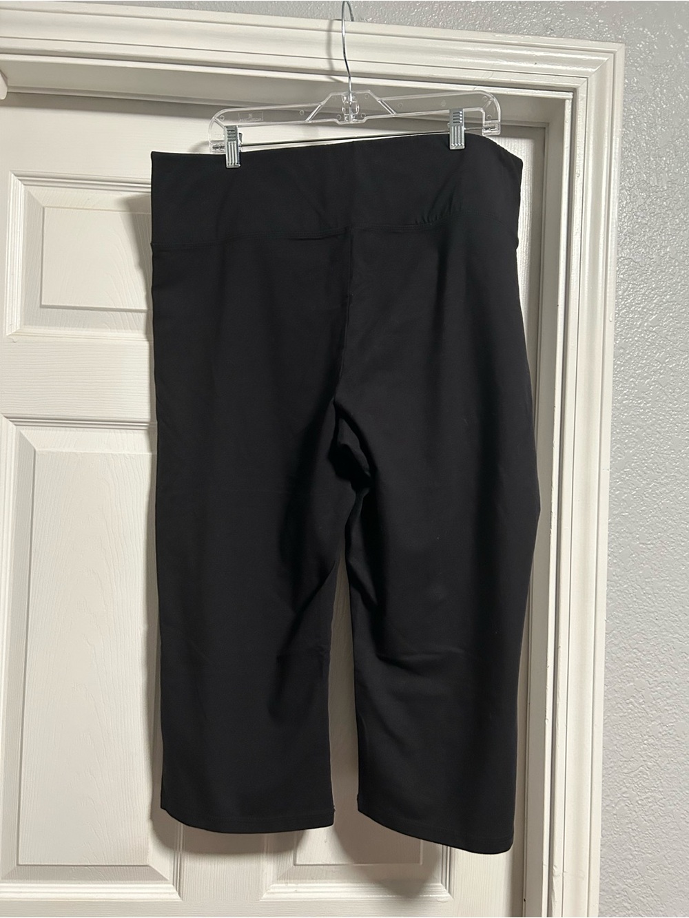 Lane Bryant Livi Black Cropped Wide-Leg Pants